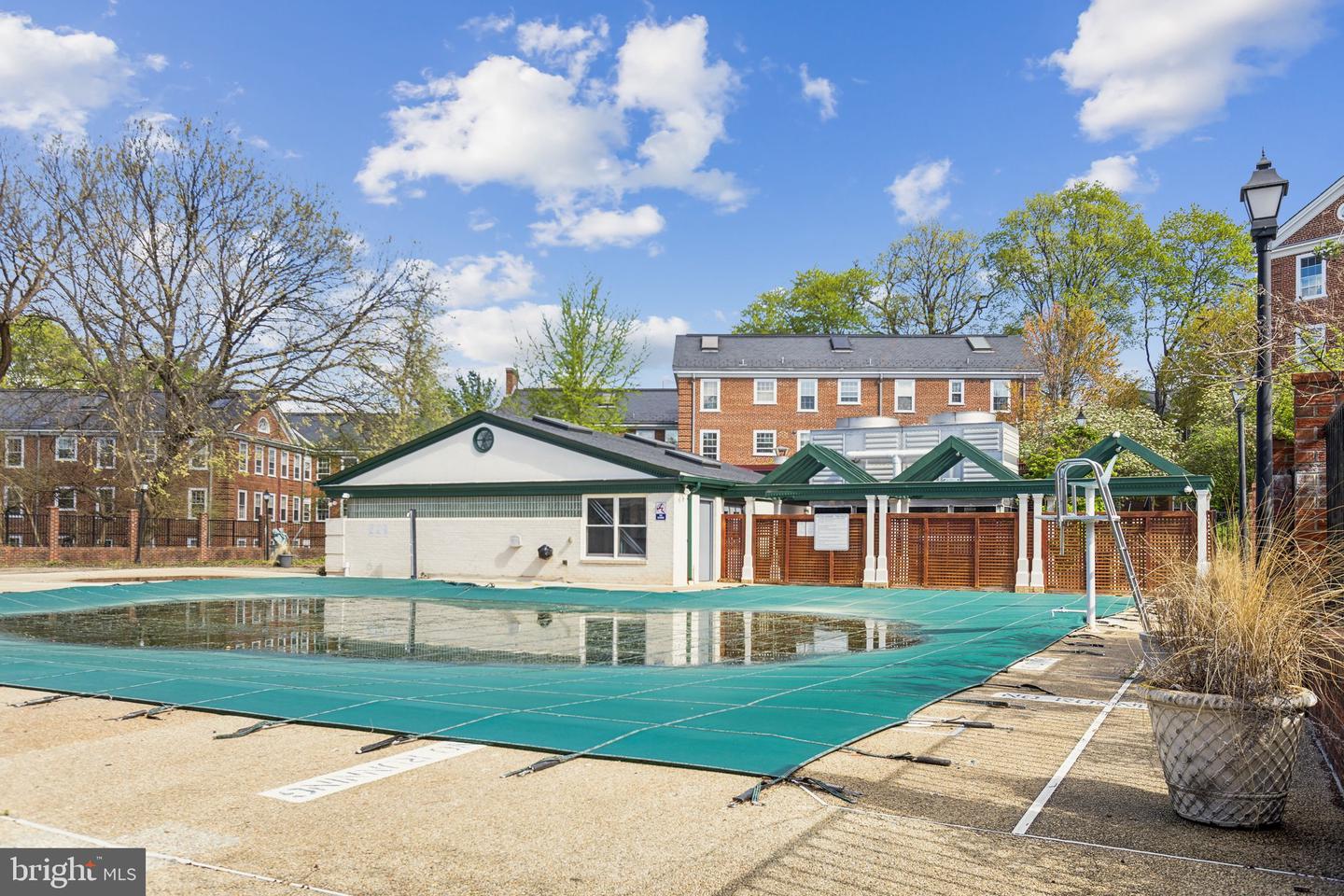 3470 39TH ST NW #F678, WASHINGTON, District Of Columbia 20016, 2 Bedrooms Bedrooms, ,1 BathroomBathrooms,Residential,For sale,3470 39TH ST NW #F678,DCDC2201778 MLS # DCDC2201778