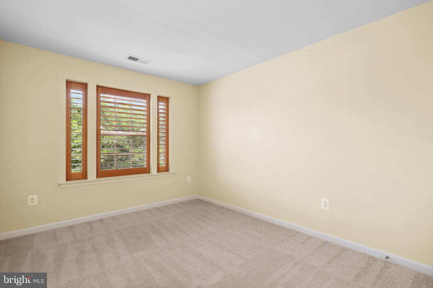 4 ORCHID LN, STAFFORD, Virginia 22554, 5 Bedrooms Bedrooms, ,4 BathroomsBathrooms,Residential,For sale,4 ORCHID LN,VAST2039120 MLS # VAST2039120