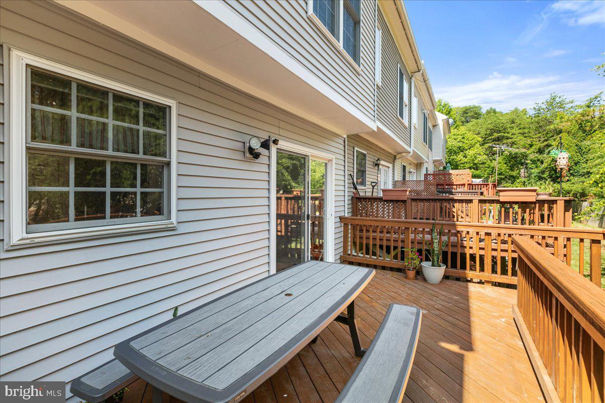 7330 ARDGLASS DR, LORTON, Virginia 22079, 3 Bedrooms Bedrooms, ,3 BathroomsBathrooms,Residential,For sale,7330 ARDGLASS DR,VAFX2242876 MLS # VAFX2242876