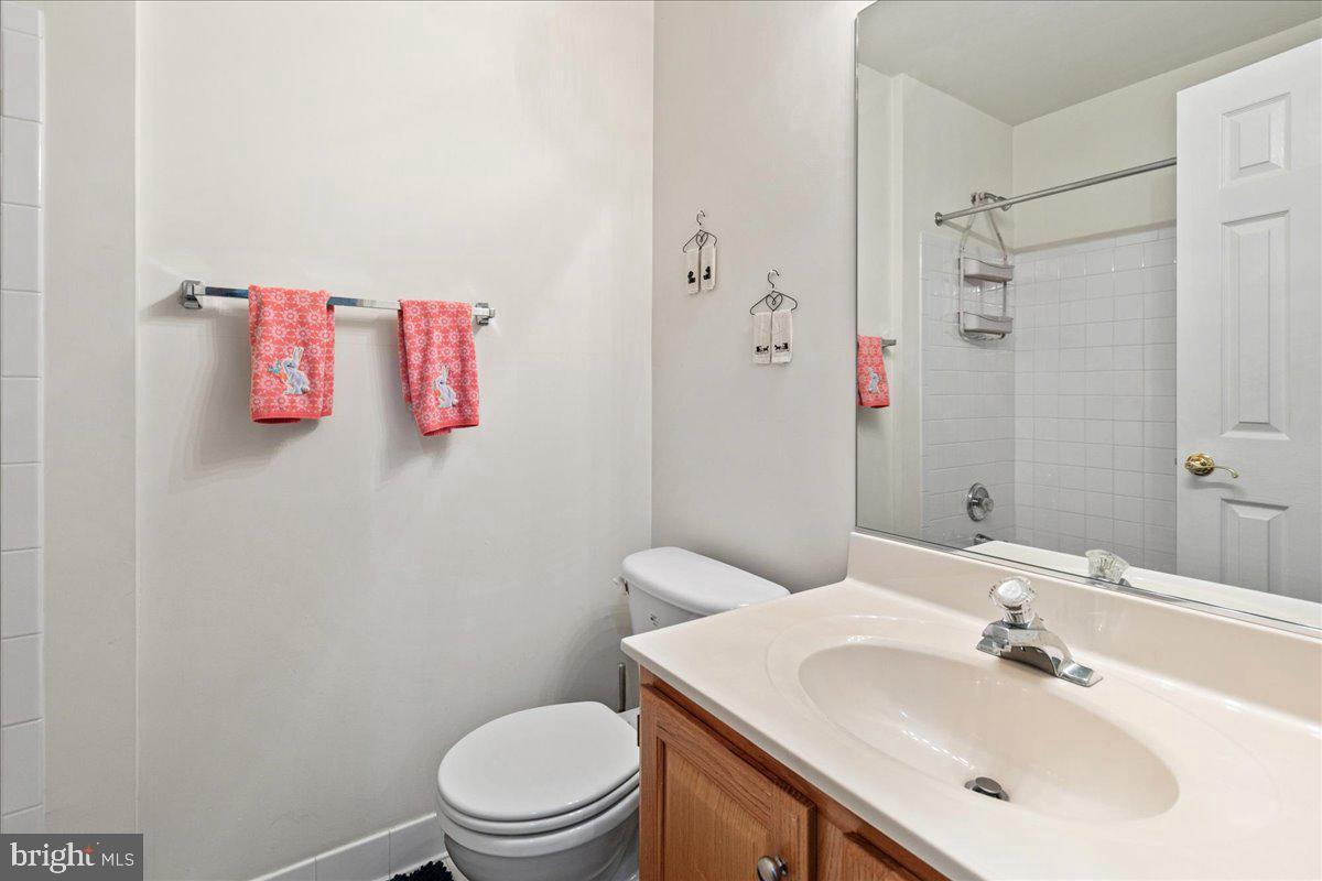 7330 ARDGLASS DR, LORTON, Virginia 22079, 3 Bedrooms Bedrooms, ,3 BathroomsBathrooms,Residential,For sale,7330 ARDGLASS DR,VAFX2242876 MLS # VAFX2242876