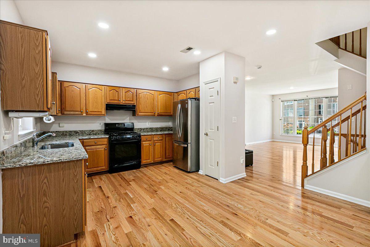 7330 ARDGLASS DR, LORTON, Virginia 22079, 3 Bedrooms Bedrooms, ,3 BathroomsBathrooms,Residential,For sale,7330 ARDGLASS DR,VAFX2242876 MLS # VAFX2242876
