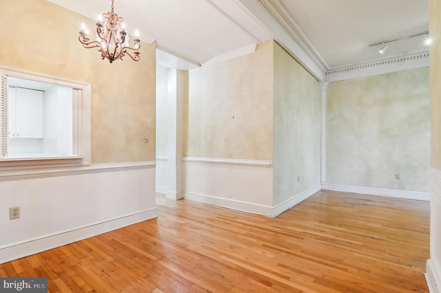 3060 16TH ST NW #110, WASHINGTON, District Of Columbia 20009, 2 Bedrooms Bedrooms, ,1 BathroomBathrooms,Residential,For sale,3060 16TH ST NW #110,DCDC2202684 MLS # DCDC2202684