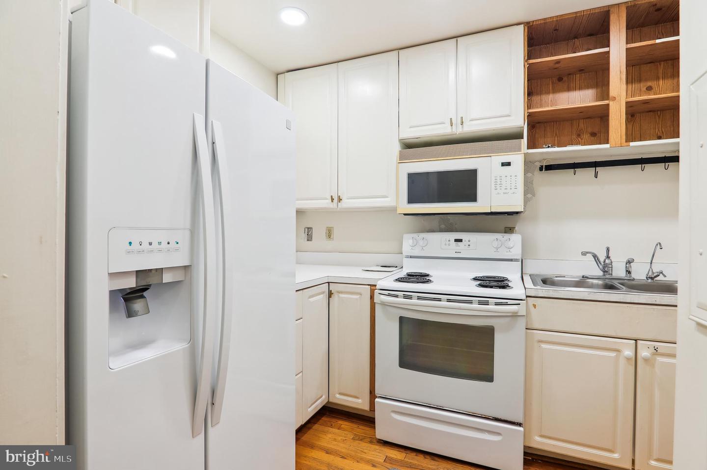 3060 16TH ST NW #110, WASHINGTON, District Of Columbia 20009, 2 Bedrooms Bedrooms, ,1 BathroomBathrooms,Residential,For sale,3060 16TH ST NW #110,DCDC2202684 MLS # DCDC2202684