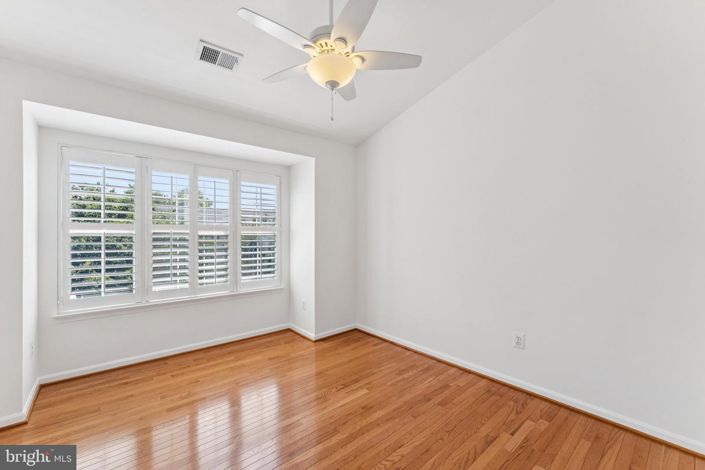 6536 KELSEY POINT CIR, ALEXANDRIA, Virginia 22315, 3 Bedrooms Bedrooms, ,2 BathroomsBathrooms,Residential,For sale,6536 KELSEY POINT CIR,VAFX2244708 MLS # VAFX2244708