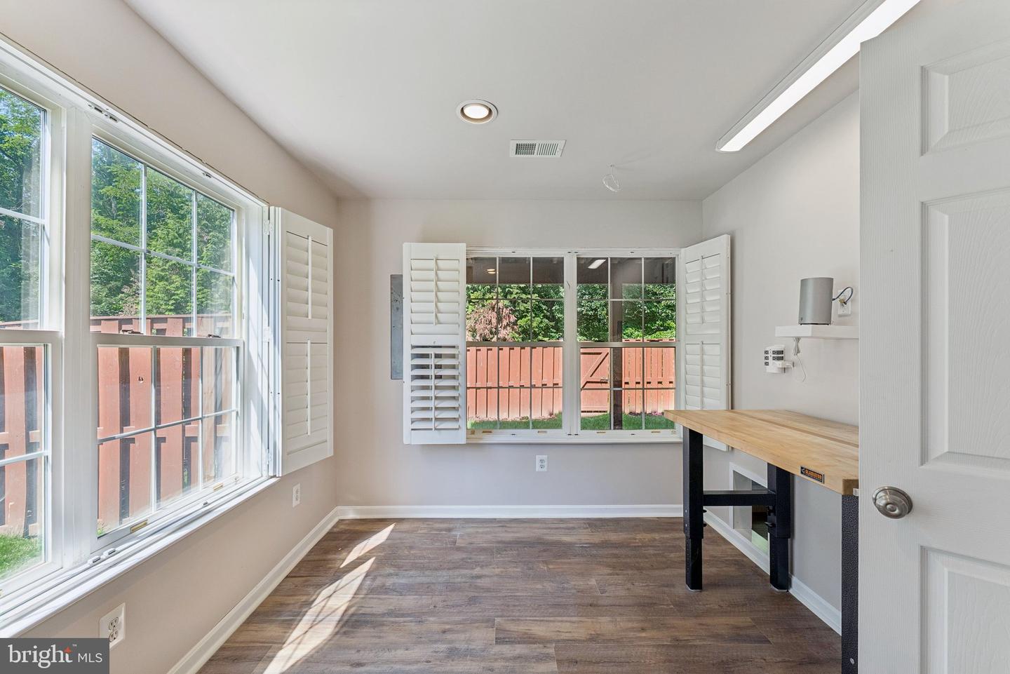 6536 KELSEY POINT CIR, ALEXANDRIA, Virginia 22315, 3 Bedrooms Bedrooms, ,2 BathroomsBathrooms,Residential,For sale,6536 KELSEY POINT CIR,VAFX2244708 MLS # VAFX2244708