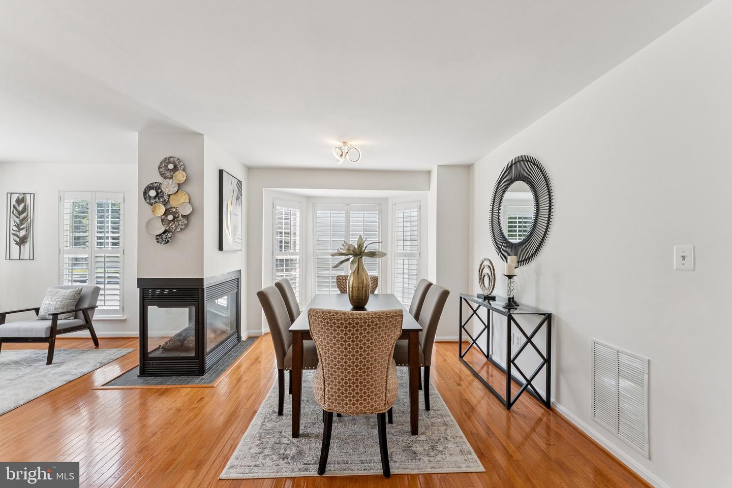 6536 KELSEY POINT CIR, ALEXANDRIA, Virginia 22315, 3 Bedrooms Bedrooms, ,2 BathroomsBathrooms,Residential,For sale,6536 KELSEY POINT CIR,VAFX2244708 MLS # VAFX2244708