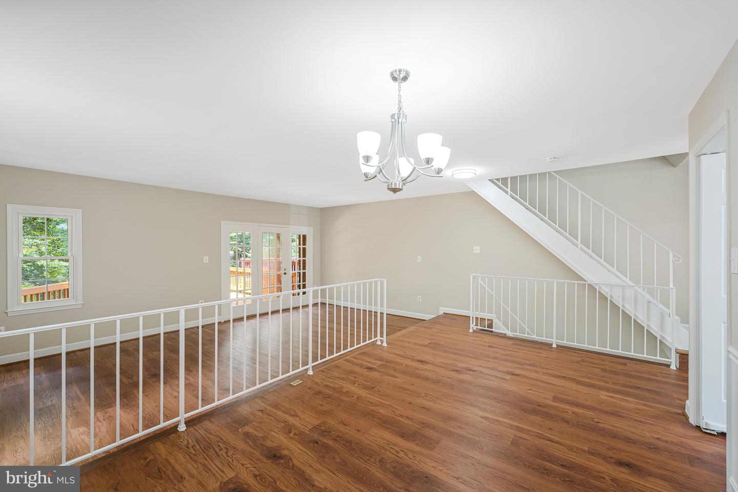 8530 RAGLAN RD, VIENNA, Virginia 22182, 4 Bedrooms Bedrooms, ,3 BathroomsBathrooms,Residential,For sale,8530 RAGLAN RD,VAFX2245098 MLS # VAFX2245098
