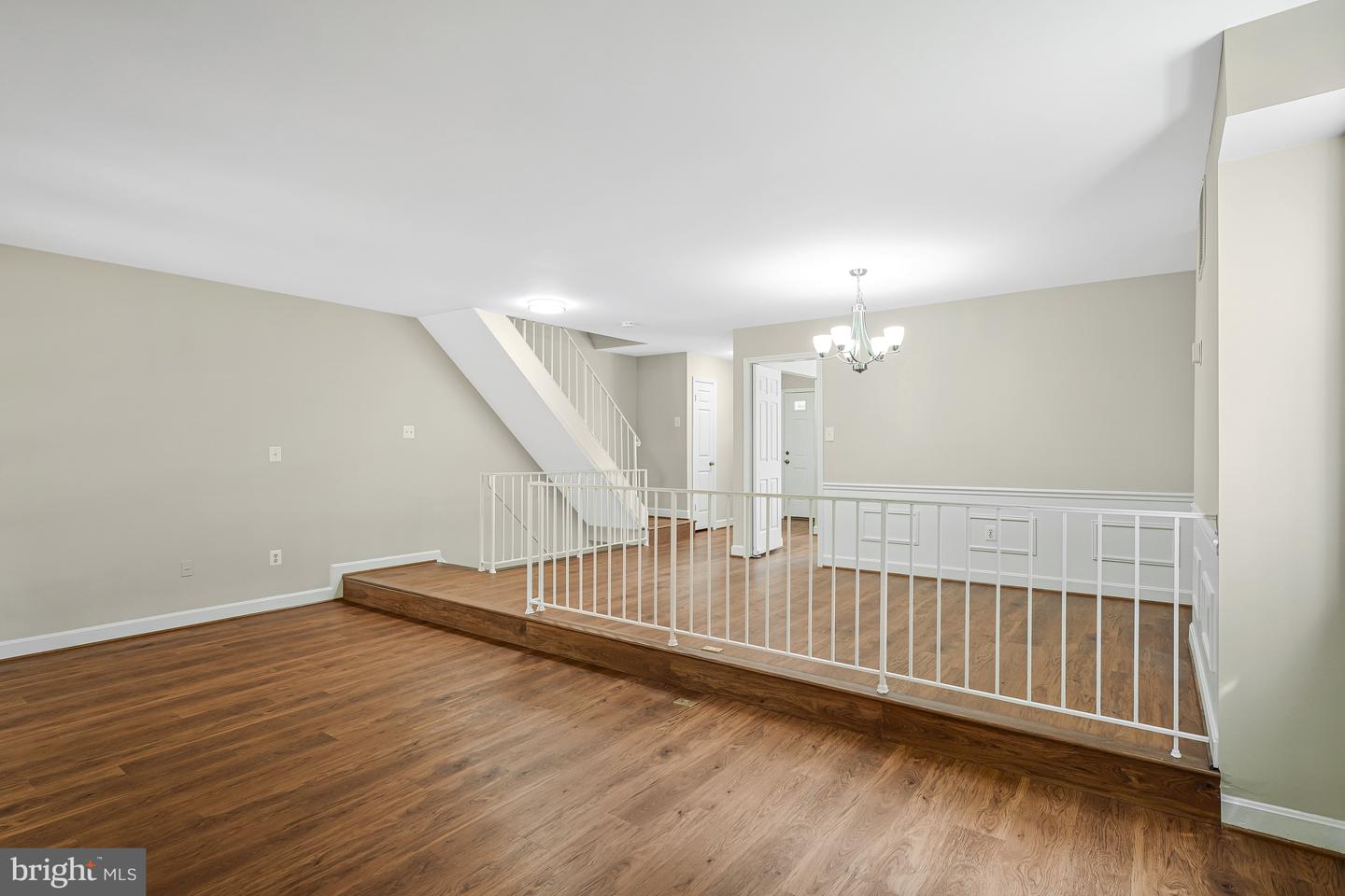 8530 RAGLAN RD, VIENNA, Virginia 22182, 4 Bedrooms Bedrooms, ,3 BathroomsBathrooms,Residential,For sale,8530 RAGLAN RD,VAFX2245098 MLS # VAFX2245098
