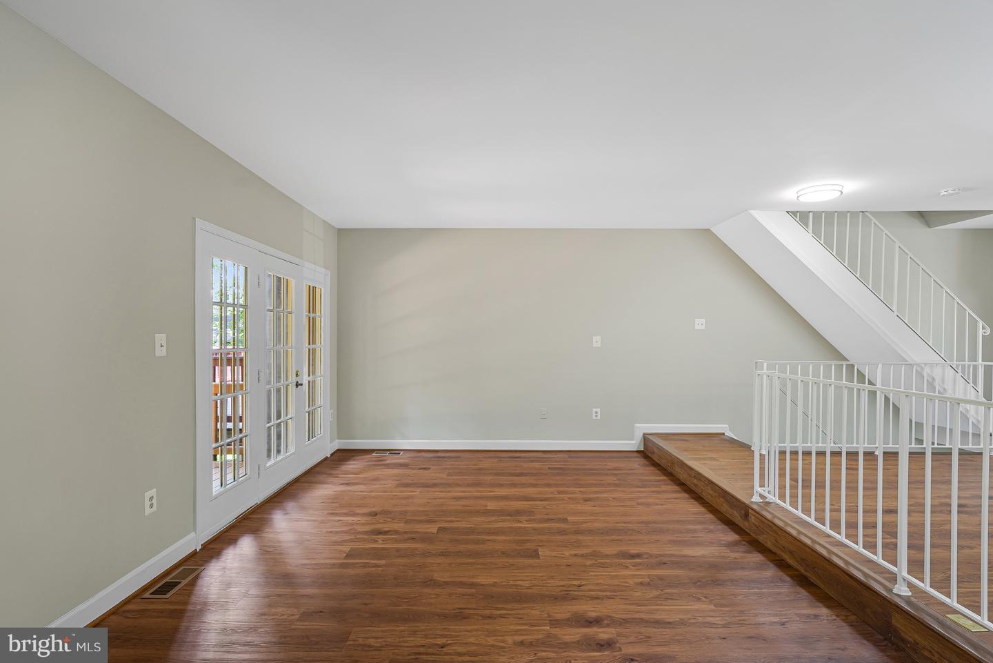 8530 RAGLAN RD, VIENNA, Virginia 22182, 4 Bedrooms Bedrooms, ,3 BathroomsBathrooms,Residential,For sale,8530 RAGLAN RD,VAFX2245098 MLS # VAFX2245098