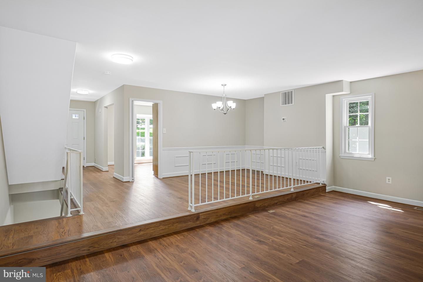 8530 RAGLAN RD, VIENNA, Virginia 22182, 4 Bedrooms Bedrooms, ,3 BathroomsBathrooms,Residential,For sale,8530 RAGLAN RD,VAFX2245098 MLS # VAFX2245098