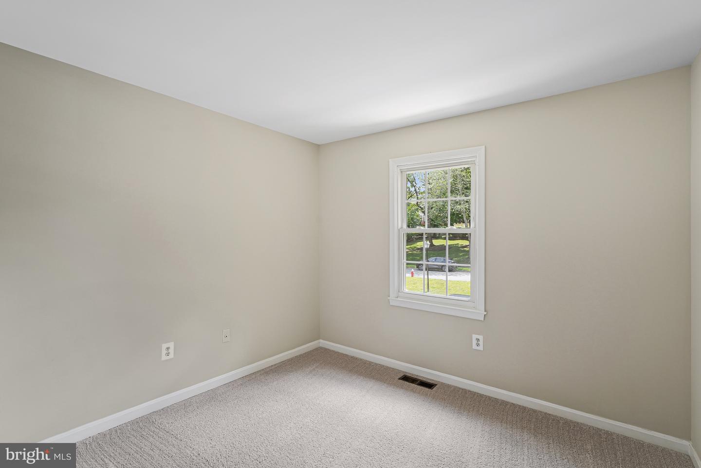 8530 RAGLAN RD, VIENNA, Virginia 22182, 4 Bedrooms Bedrooms, ,3 BathroomsBathrooms,Residential,For sale,8530 RAGLAN RD,VAFX2245098 MLS # VAFX2245098