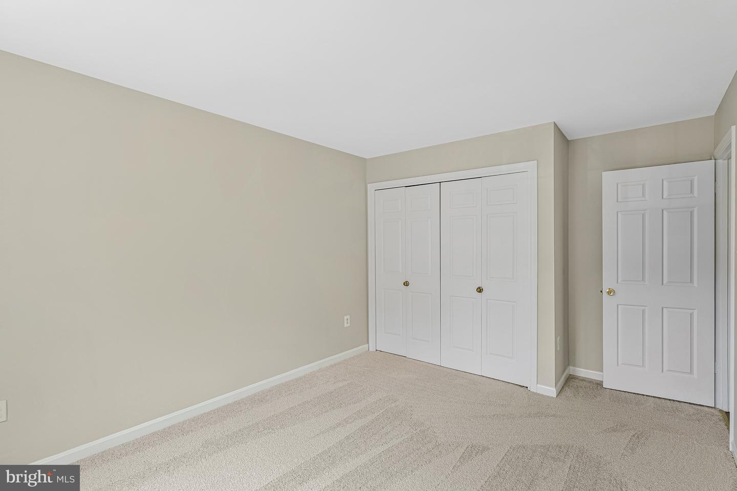 8530 RAGLAN RD, VIENNA, Virginia 22182, 4 Bedrooms Bedrooms, ,3 BathroomsBathrooms,Residential,For sale,8530 RAGLAN RD,VAFX2245098 MLS # VAFX2245098
