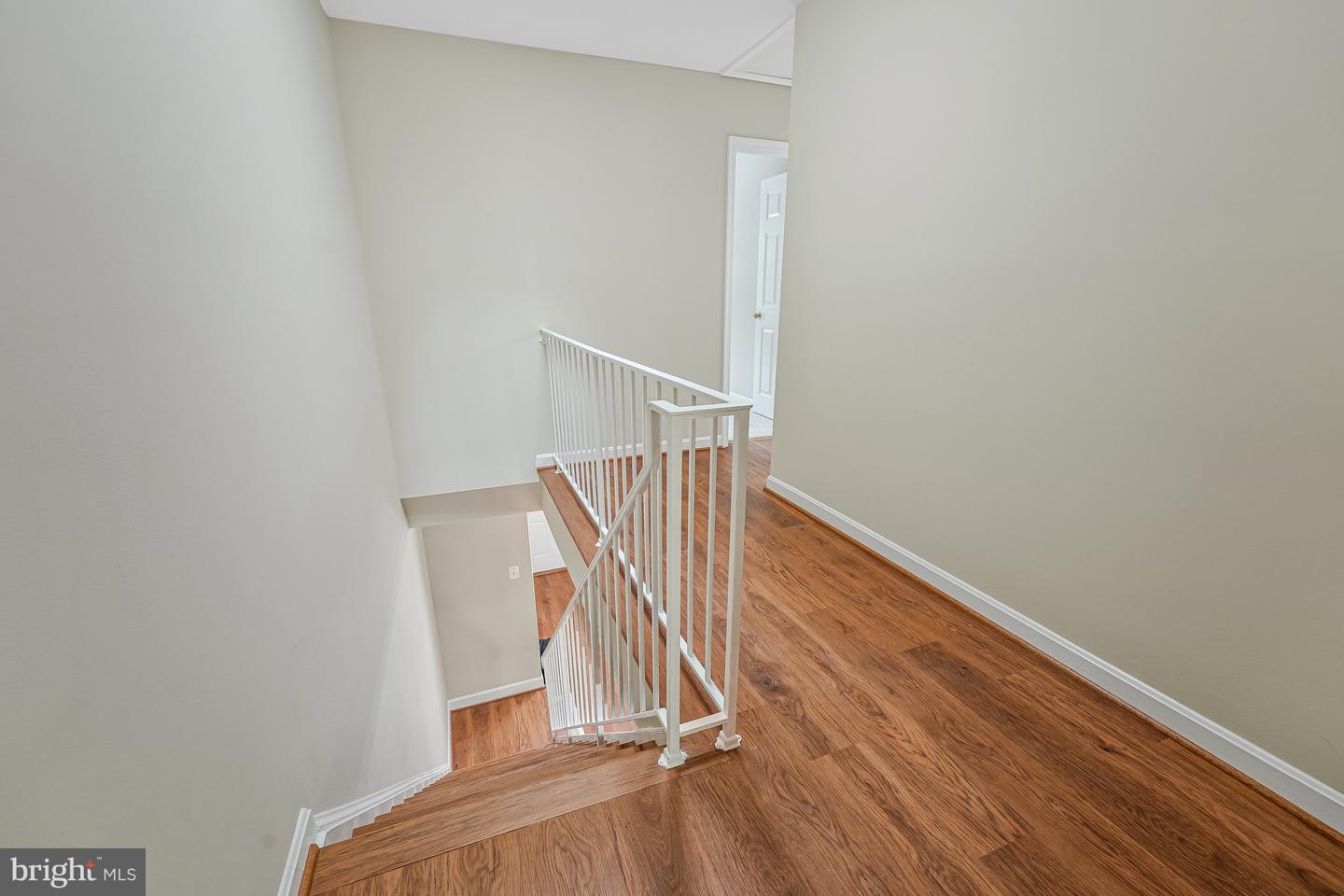 8530 RAGLAN RD, VIENNA, Virginia 22182, 4 Bedrooms Bedrooms, ,3 BathroomsBathrooms,Residential,For sale,8530 RAGLAN RD,VAFX2245098 MLS # VAFX2245098