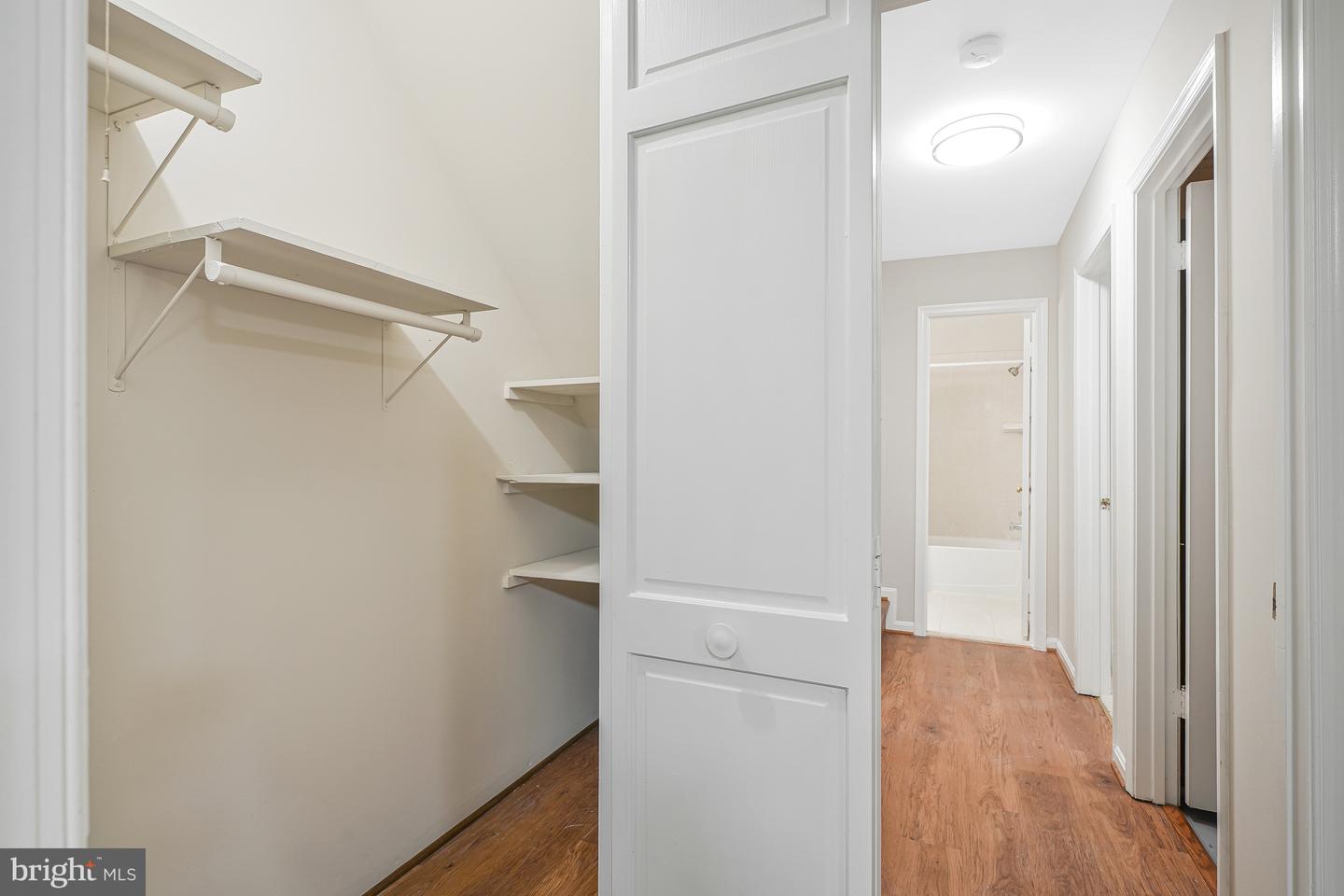 8530 RAGLAN RD, VIENNA, Virginia 22182, 4 Bedrooms Bedrooms, ,3 BathroomsBathrooms,Residential,For sale,8530 RAGLAN RD,VAFX2245098 MLS # VAFX2245098