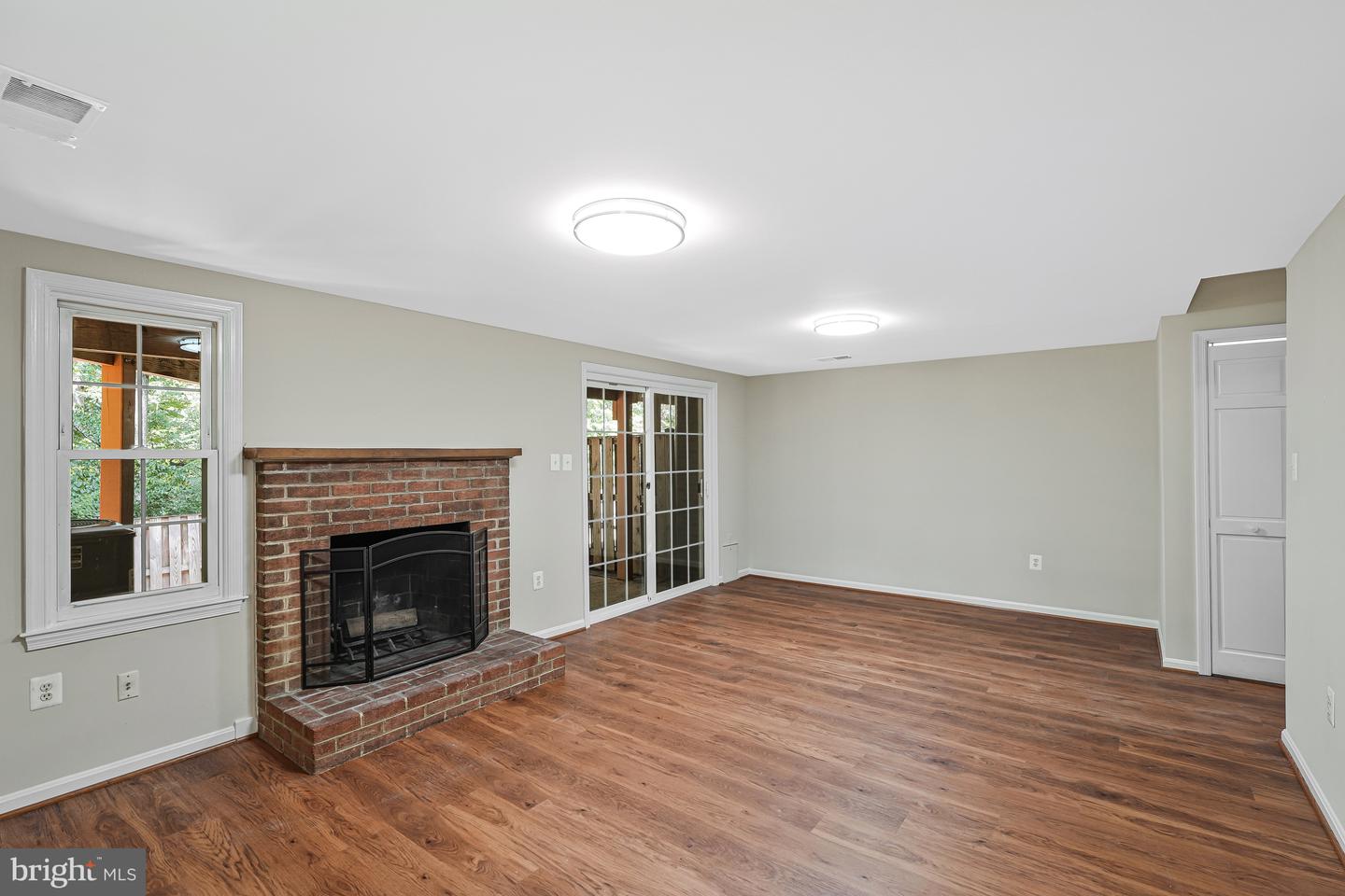 8530 RAGLAN RD, VIENNA, Virginia 22182, 4 Bedrooms Bedrooms, ,3 BathroomsBathrooms,Residential,For sale,8530 RAGLAN RD,VAFX2245098 MLS # VAFX2245098