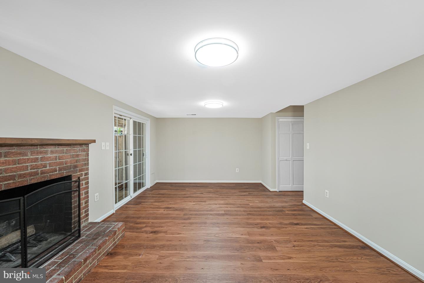 8530 RAGLAN RD, VIENNA, Virginia 22182, 4 Bedrooms Bedrooms, ,3 BathroomsBathrooms,Residential,For sale,8530 RAGLAN RD,VAFX2245098 MLS # VAFX2245098