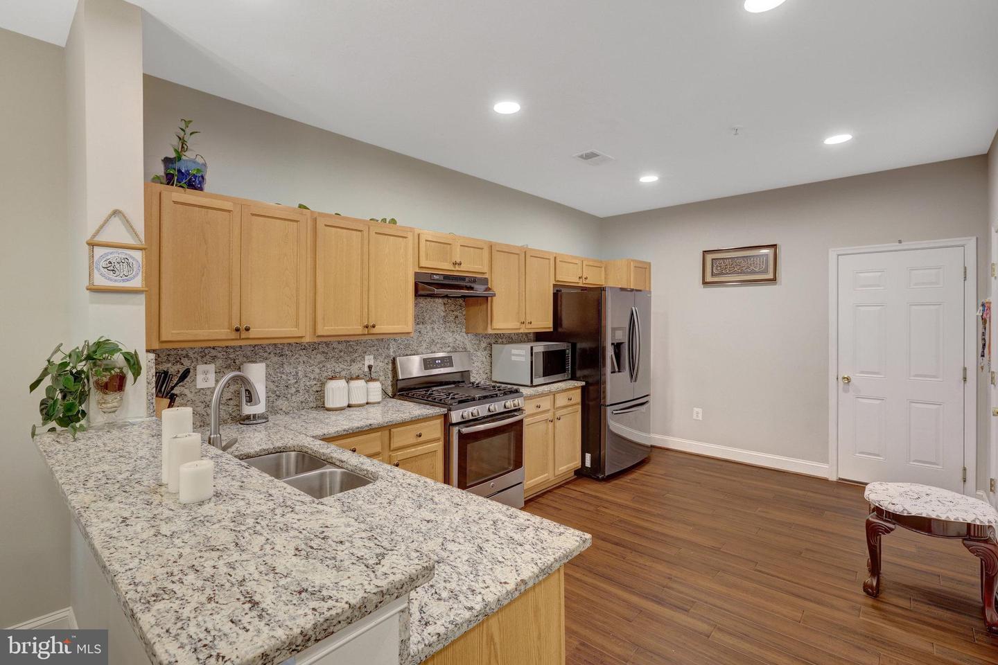 43643 MCDOWELL SQ, LEESBURG, Virginia 20176, 3 Bedrooms Bedrooms, ,2 BathroomsBathrooms,Residential,For sale,43643 MCDOWELL SQ,VALO2098686 MLS # VALO2098686