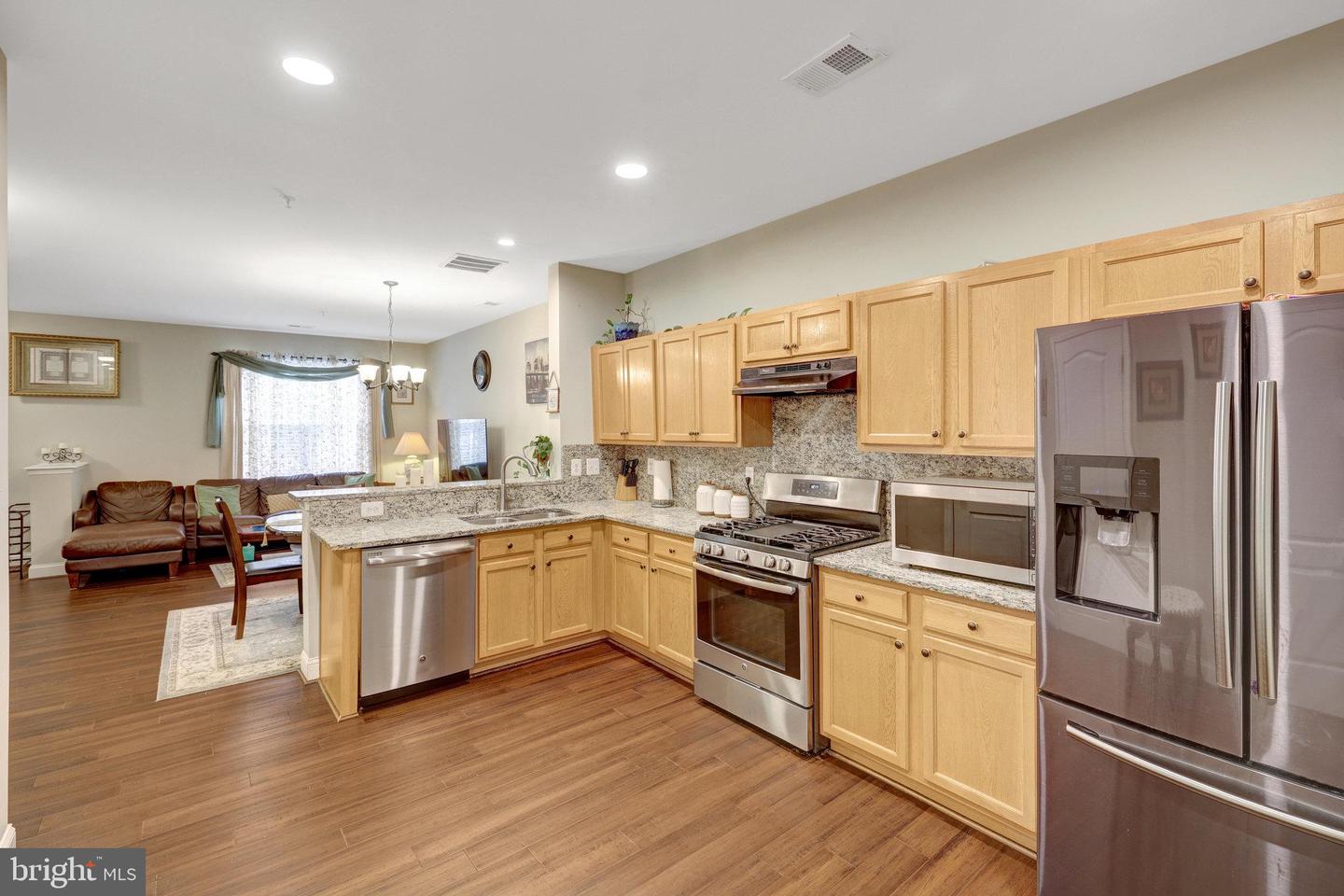 43643 MCDOWELL SQ, LEESBURG, Virginia 20176, 3 Bedrooms Bedrooms, ,2 BathroomsBathrooms,Residential,For sale,43643 MCDOWELL SQ,VALO2098686 MLS # VALO2098686