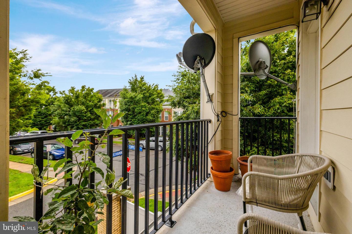 43643 MCDOWELL SQ, LEESBURG, Virginia 20176, 3 Bedrooms Bedrooms, ,2 BathroomsBathrooms,Residential,For sale,43643 MCDOWELL SQ,VALO2098686 MLS # VALO2098686