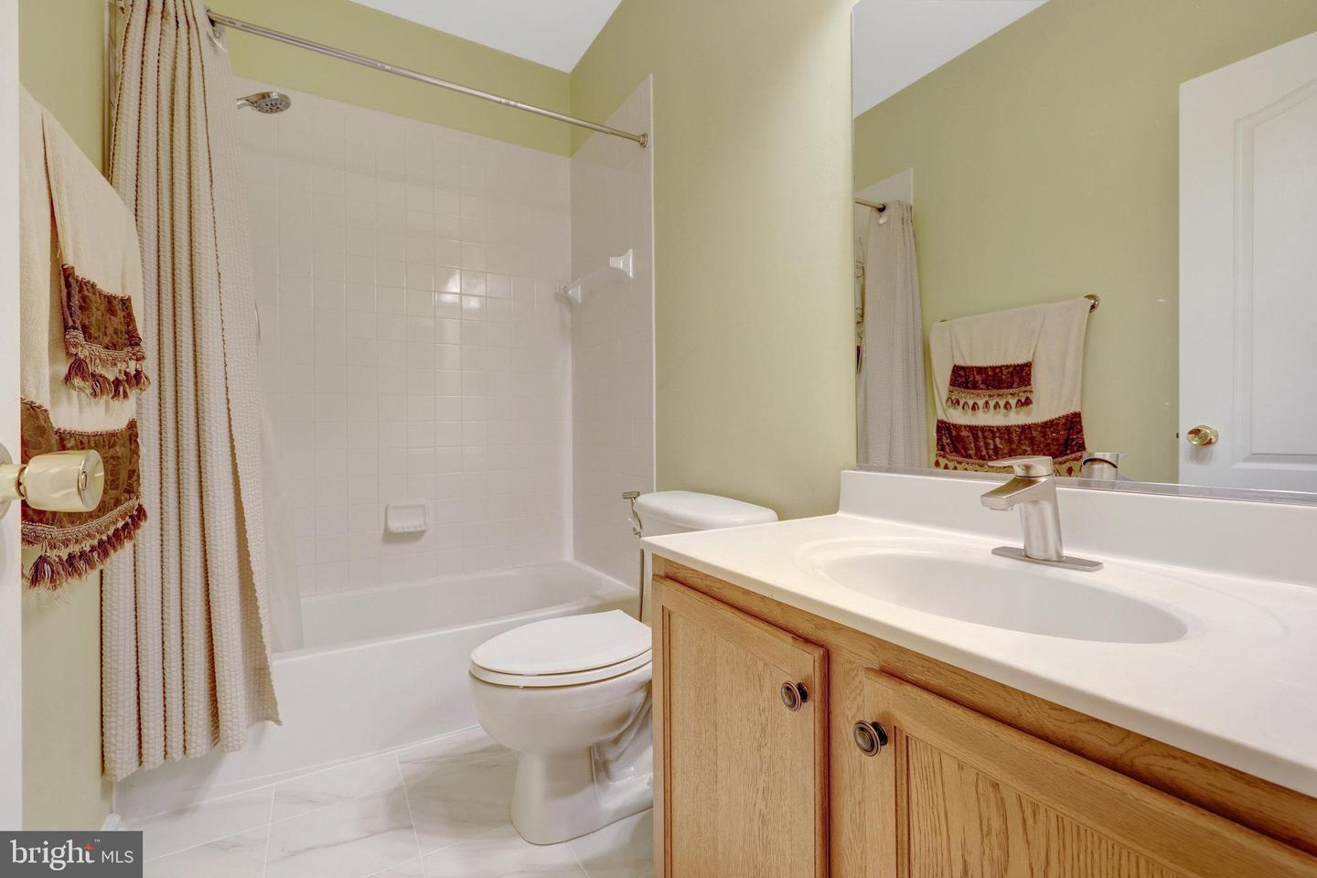43643 MCDOWELL SQ, LEESBURG, Virginia 20176, 3 Bedrooms Bedrooms, ,2 BathroomsBathrooms,Residential,For sale,43643 MCDOWELL SQ,VALO2098686 MLS # VALO2098686