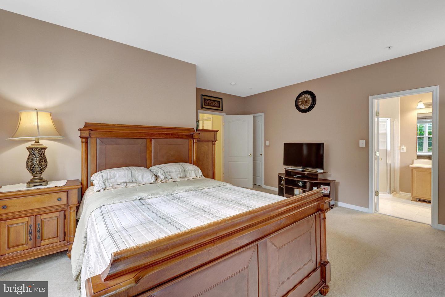 43643 MCDOWELL SQ, LEESBURG, Virginia 20176, 3 Bedrooms Bedrooms, ,2 BathroomsBathrooms,Residential,For sale,43643 MCDOWELL SQ,VALO2098686 MLS # VALO2098686