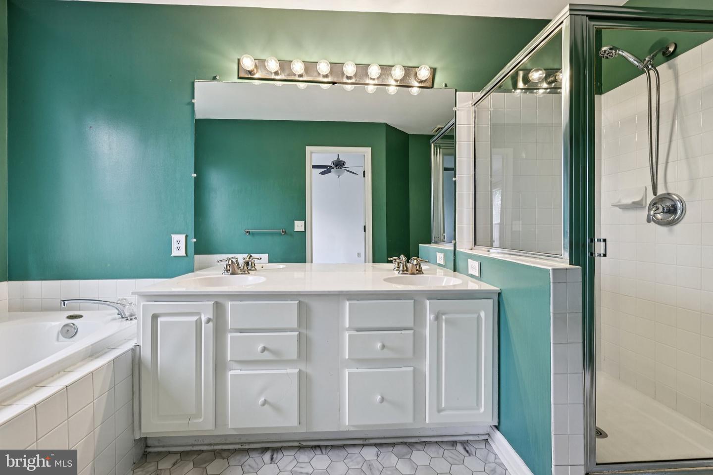 11793 NATES PL, WOODBRIDGE, Virginia 22192, 3 Bedrooms Bedrooms, ,3 BathroomsBathrooms,Residential,For sale,11793 NATES PL,VAPW2096258 MLS # VAPW2096258