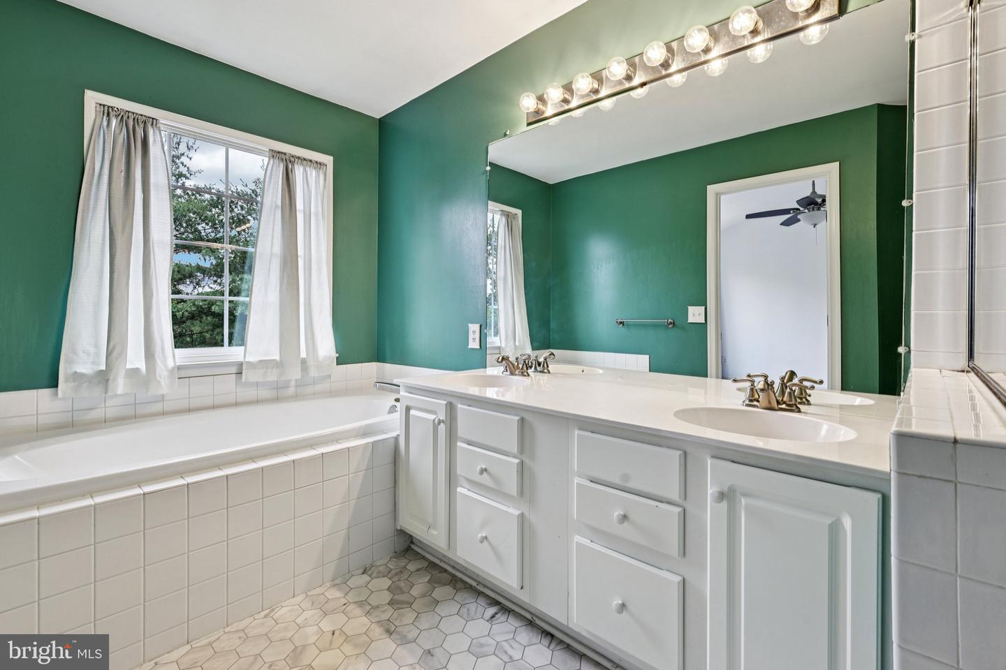 11793 NATES PL, WOODBRIDGE, Virginia 22192, 3 Bedrooms Bedrooms, ,3 BathroomsBathrooms,Residential,For sale,11793 NATES PL,VAPW2096258 MLS # VAPW2096258