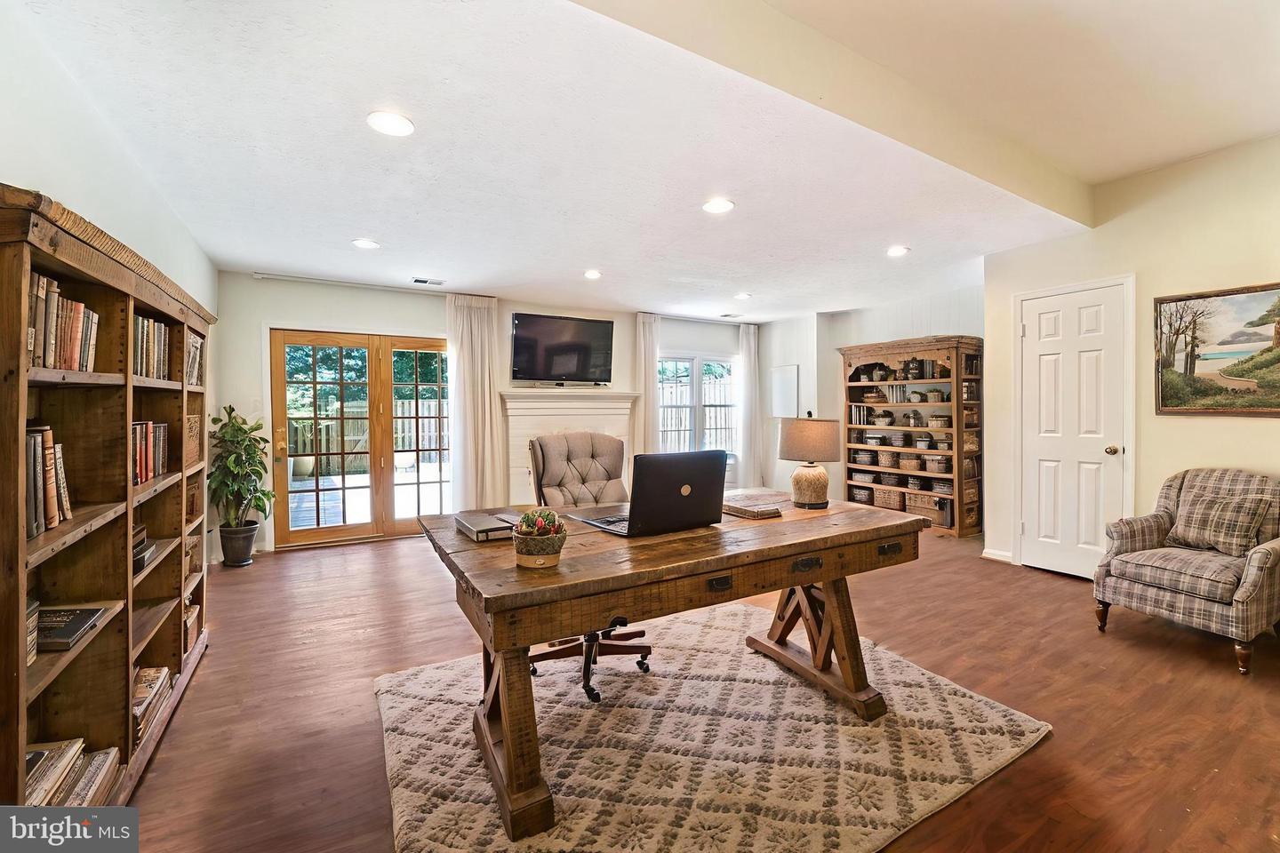 3134 BORGE ST, OAKTON, Virginia 22124, 3 Bedrooms Bedrooms, ,3 BathroomsBathrooms,Residential,For sale,3134 BORGE ST,VAFX2245916 MLS # VAFX2245916