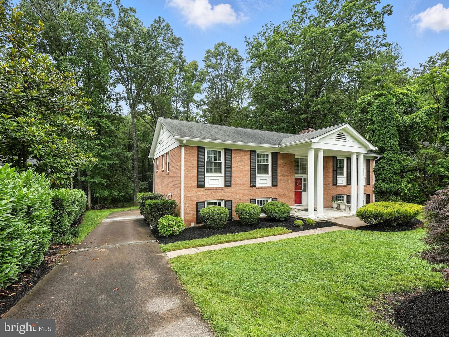 12134 STIRRUP RD, RESTON, Virginia 20191, 4 Bedrooms Bedrooms, ,3 BathroomsBathrooms,Residential,For sale,12134 STIRRUP RD,VAFX2245954 MLS # VAFX2245954