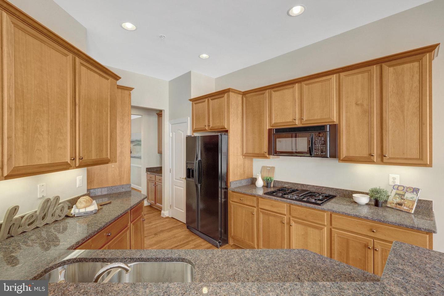 1650 COLONIAL HILLS DR, MCLEAN, Virginia 22102, 3 Bedrooms Bedrooms, ,3 BathroomsBathrooms,Residential,For sale,1650 COLONIAL HILLS DR,VAFX2245982 MLS # VAFX2245982