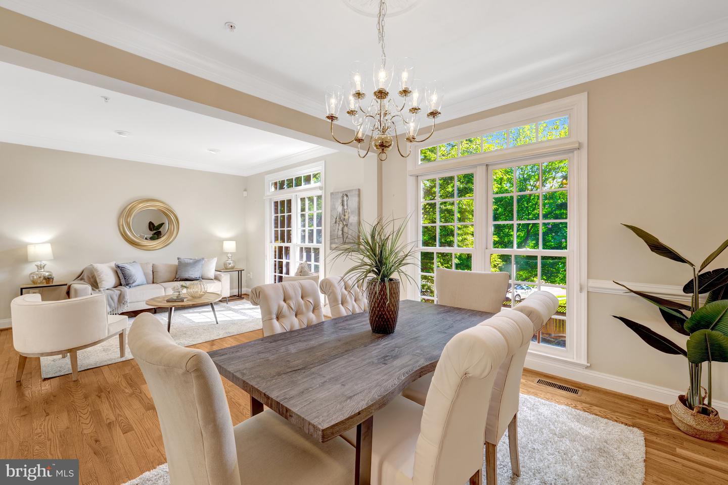 1650 COLONIAL HILLS DR, MCLEAN, Virginia 22102, 3 Bedrooms Bedrooms, ,3 BathroomsBathrooms,Residential,For sale,1650 COLONIAL HILLS DR,VAFX2245982 MLS # VAFX2245982