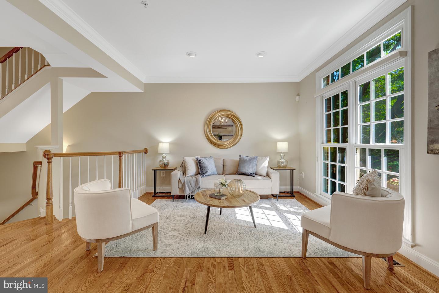1650 COLONIAL HILLS DR, MCLEAN, Virginia 22102, 3 Bedrooms Bedrooms, ,3 BathroomsBathrooms,Residential,For sale,1650 COLONIAL HILLS DR,VAFX2245982 MLS # VAFX2245982