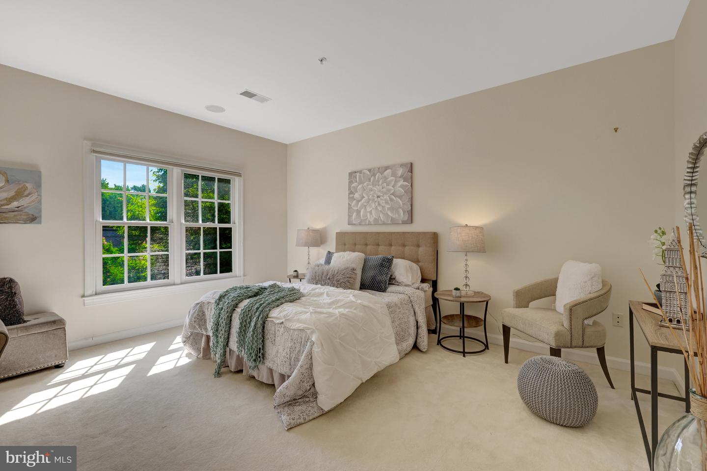 1650 COLONIAL HILLS DR, MCLEAN, Virginia 22102, 3 Bedrooms Bedrooms, ,3 BathroomsBathrooms,Residential,For sale,1650 COLONIAL HILLS DR,VAFX2245982 MLS # VAFX2245982