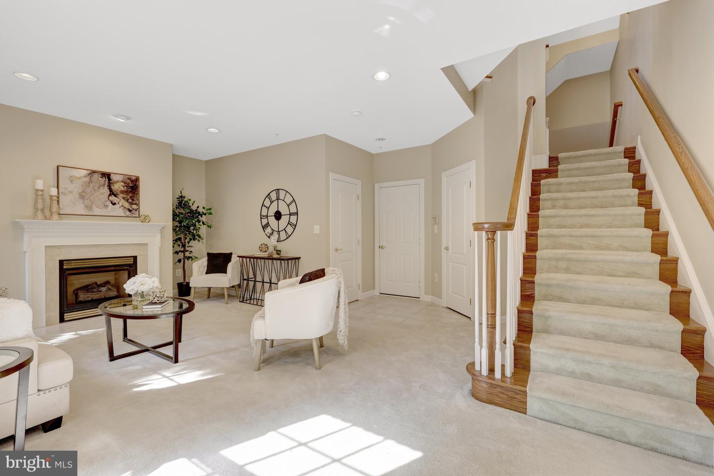 1650 COLONIAL HILLS DR, MCLEAN, Virginia 22102, 3 Bedrooms Bedrooms, ,3 BathroomsBathrooms,Residential,For sale,1650 COLONIAL HILLS DR,VAFX2245982 MLS # VAFX2245982