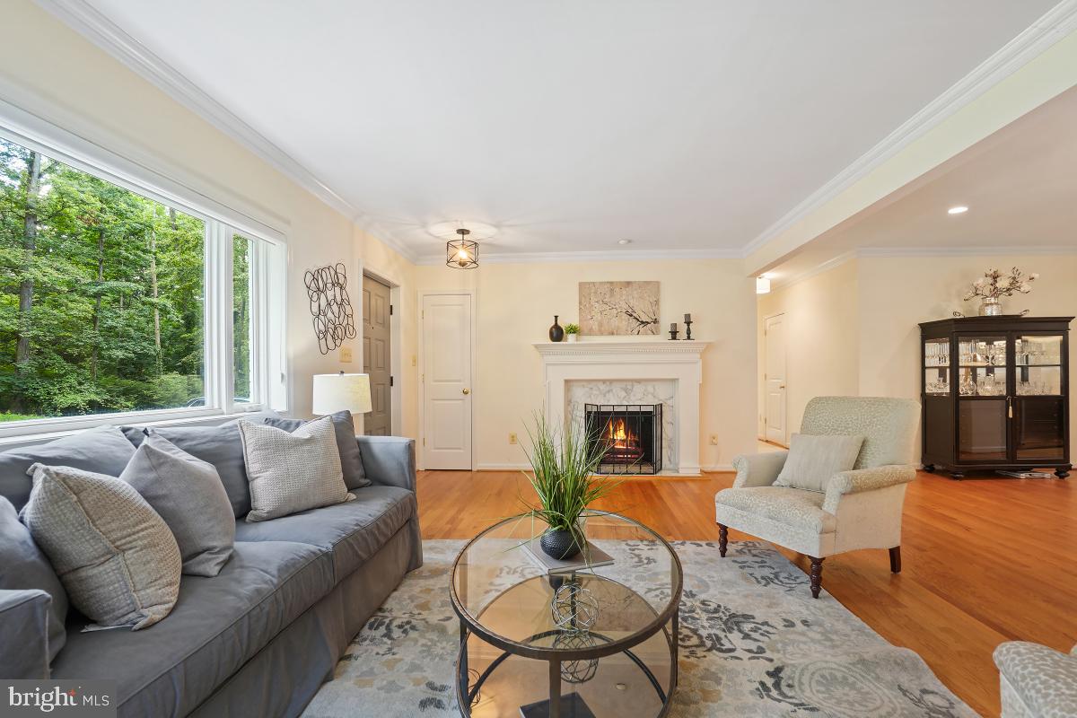 4604 PARK RD, ALEXANDRIA, Virginia 22312, 5 Bedrooms Bedrooms, ,3 BathroomsBathrooms,Residential,For sale,4604 PARK RD,VAFX2246038 MLS # VAFX2246038
