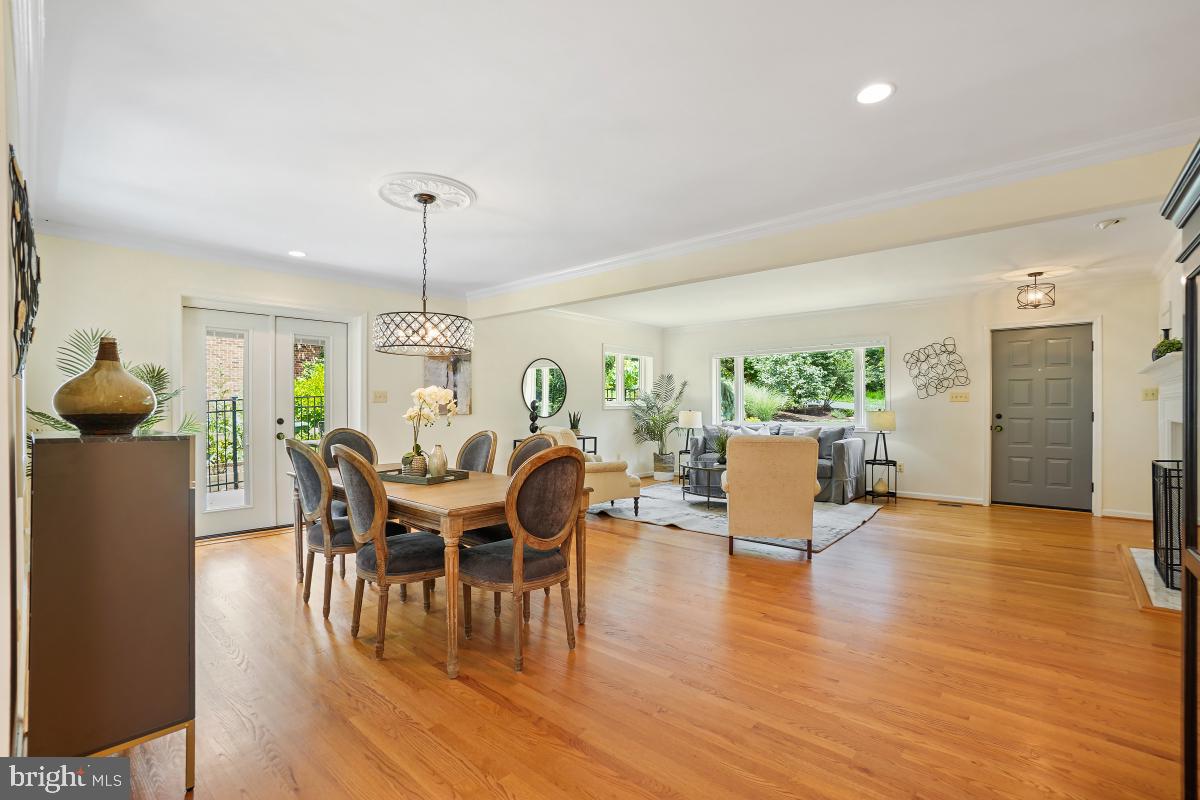 4604 PARK RD, ALEXANDRIA, Virginia 22312, 5 Bedrooms Bedrooms, ,3 BathroomsBathrooms,Residential,For sale,4604 PARK RD,VAFX2246038 MLS # VAFX2246038