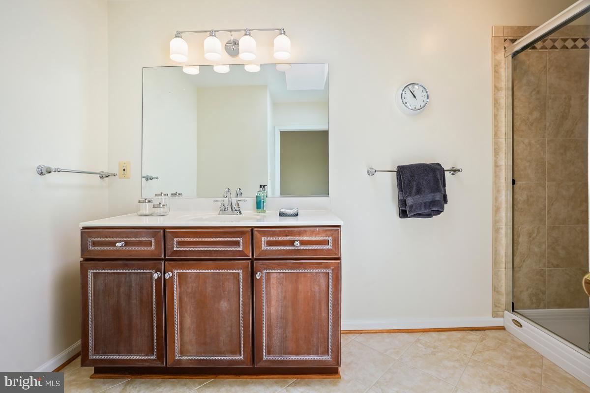 4604 PARK RD, ALEXANDRIA, Virginia 22312, 5 Bedrooms Bedrooms, ,3 BathroomsBathrooms,Residential,For sale,4604 PARK RD,VAFX2246038 MLS # VAFX2246038