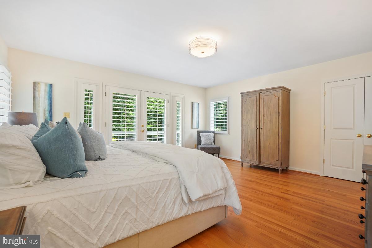 4604 PARK RD, ALEXANDRIA, Virginia 22312, 5 Bedrooms Bedrooms, ,3 BathroomsBathrooms,Residential,For sale,4604 PARK RD,VAFX2246038 MLS # VAFX2246038