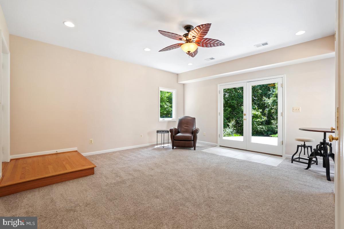 4604 PARK RD, ALEXANDRIA, Virginia 22312, 5 Bedrooms Bedrooms, ,3 BathroomsBathrooms,Residential,For sale,4604 PARK RD,VAFX2246038 MLS # VAFX2246038