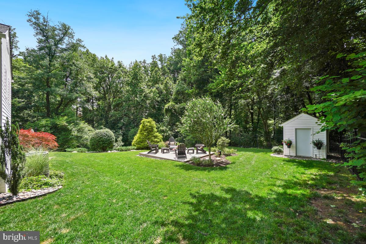 4604 PARK RD, ALEXANDRIA, Virginia 22312, 5 Bedrooms Bedrooms, ,3 BathroomsBathrooms,Residential,For sale,4604 PARK RD,VAFX2246038 MLS # VAFX2246038