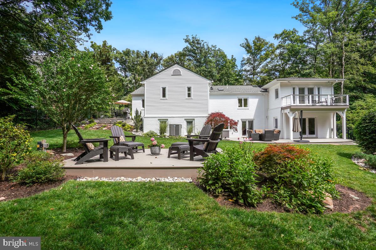 4604 PARK RD, ALEXANDRIA, Virginia 22312, 5 Bedrooms Bedrooms, ,3 BathroomsBathrooms,Residential,For sale,4604 PARK RD,VAFX2246038 MLS # VAFX2246038