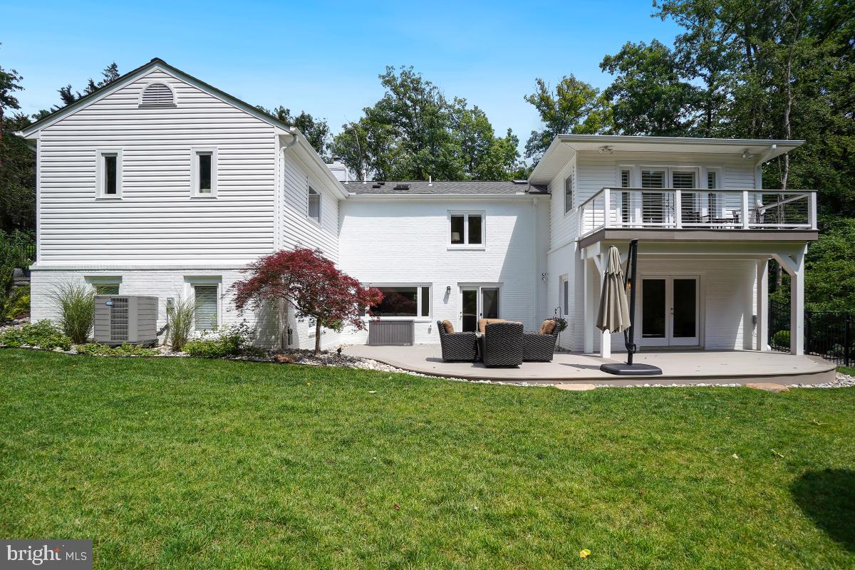 4604 PARK RD, ALEXANDRIA, Virginia 22312, 5 Bedrooms Bedrooms, ,3 BathroomsBathrooms,Residential,For sale,4604 PARK RD,VAFX2246038 MLS # VAFX2246038