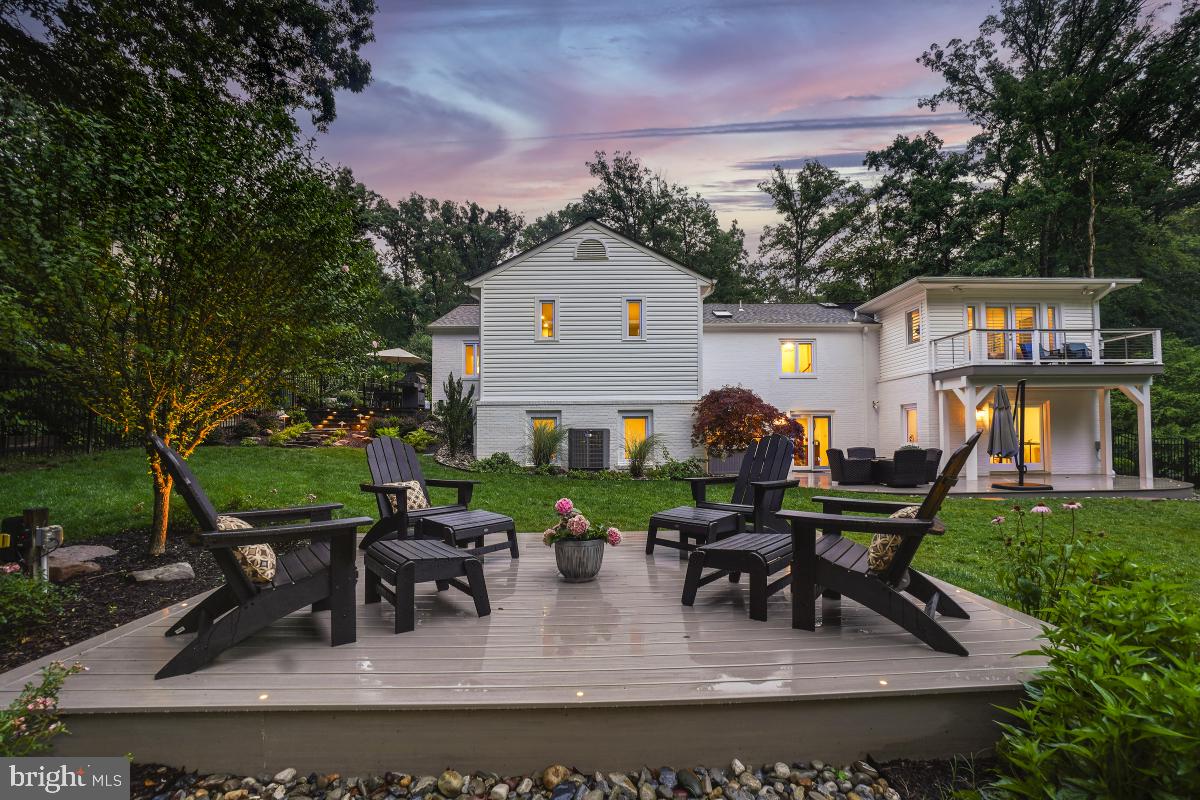 4604 PARK RD, ALEXANDRIA, Virginia 22312, 5 Bedrooms Bedrooms, ,3 BathroomsBathrooms,Residential,For sale,4604 PARK RD,VAFX2246038 MLS # VAFX2246038