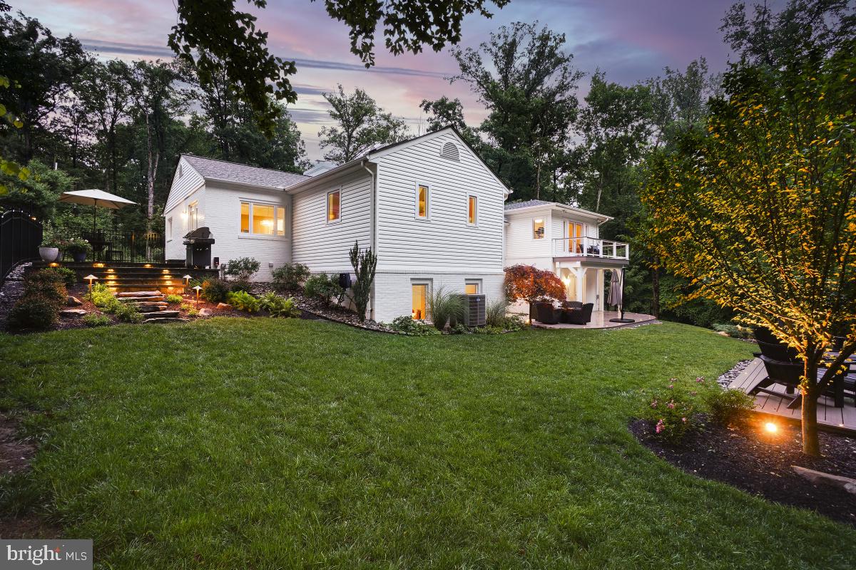 4604 PARK RD, ALEXANDRIA, Virginia 22312, 5 Bedrooms Bedrooms, ,3 BathroomsBathrooms,Residential,For sale,4604 PARK RD,VAFX2246038 MLS # VAFX2246038