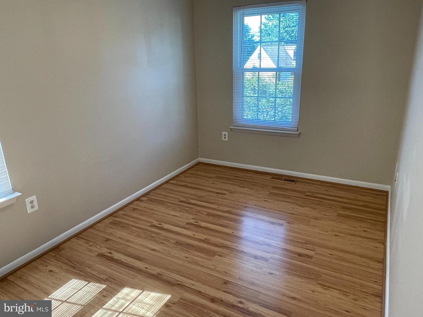 13551 POLAR CT, WOODBRIDGE, Virginia 22193, 4 Bedrooms Bedrooms, ,2 BathroomsBathrooms,Residential,For sale,13551 POLAR CT,VAPW2096736 MLS # VAPW2096736