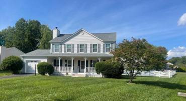 13551 POLAR CT, WOODBRIDGE, Virginia 22193, 4 Bedrooms Bedrooms, ,2 BathroomsBathrooms,Residential,For sale,13551 POLAR CT,VAPW2096736 MLS # VAPW2096736
