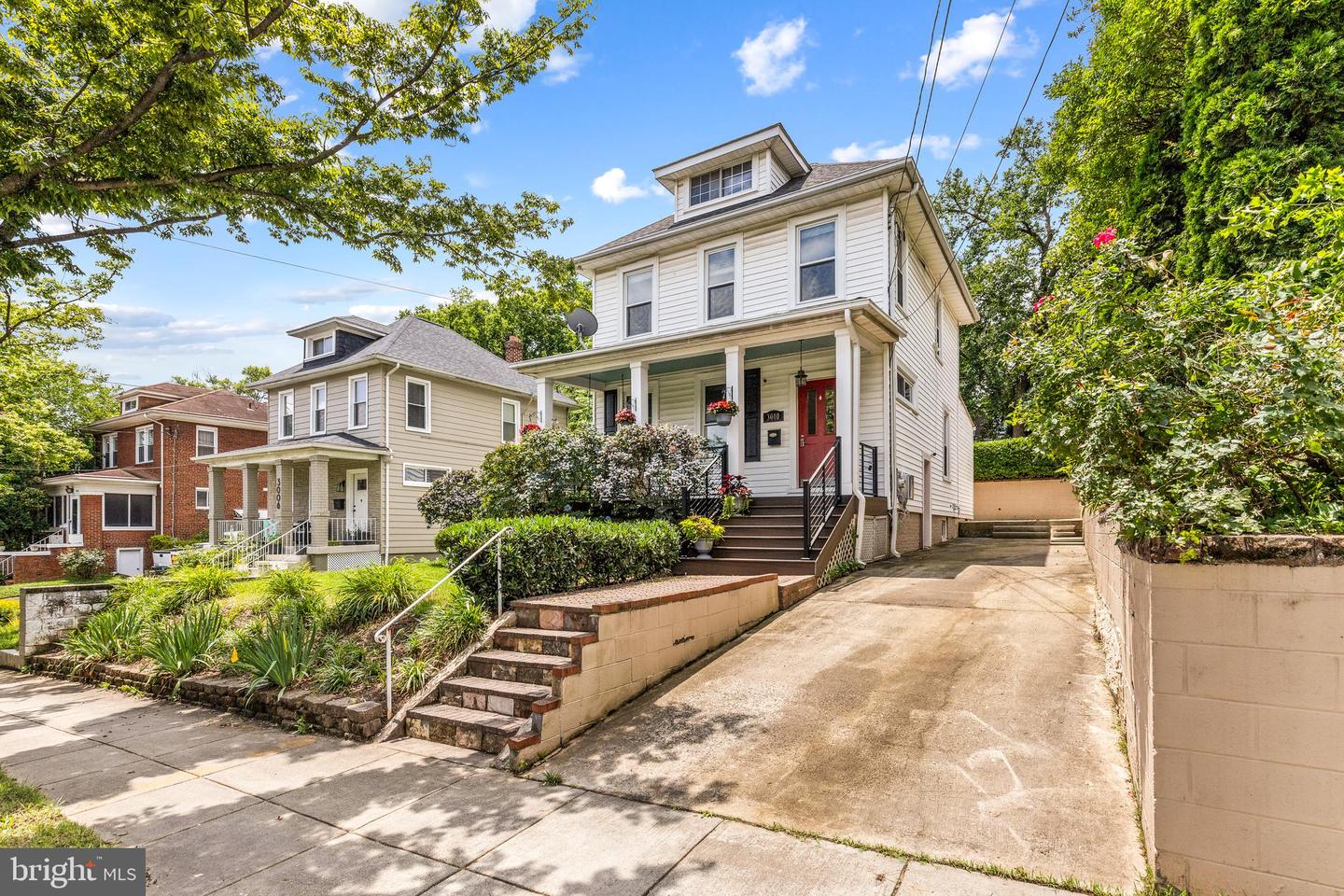 3010 26TH ST NE, WASHINGTON, District Of Columbia 20018, 4 Bedrooms Bedrooms, ,3 BathroomsBathrooms,Residential,For sale,3010 26TH ST NE,DCDC2205090 MLS # DCDC2205090