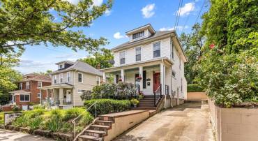 3010 26TH ST NE, WASHINGTON, District Of Columbia 20018, 4 Bedrooms Bedrooms, ,3 BathroomsBathrooms,Residential,For sale,3010 26TH ST NE,DCDC2205090 MLS # DCDC2205090