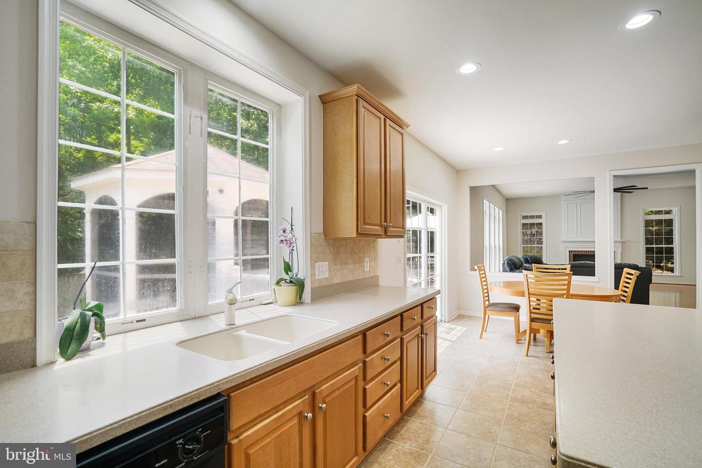8061 PAPER BIRCH DR, LORTON, Virginia 22079, 4 Bedrooms Bedrooms, ,4 BathroomsBathrooms,Residential,For sale,8061 PAPER BIRCH DR,VAFX2246900 MLS # VAFX2246900