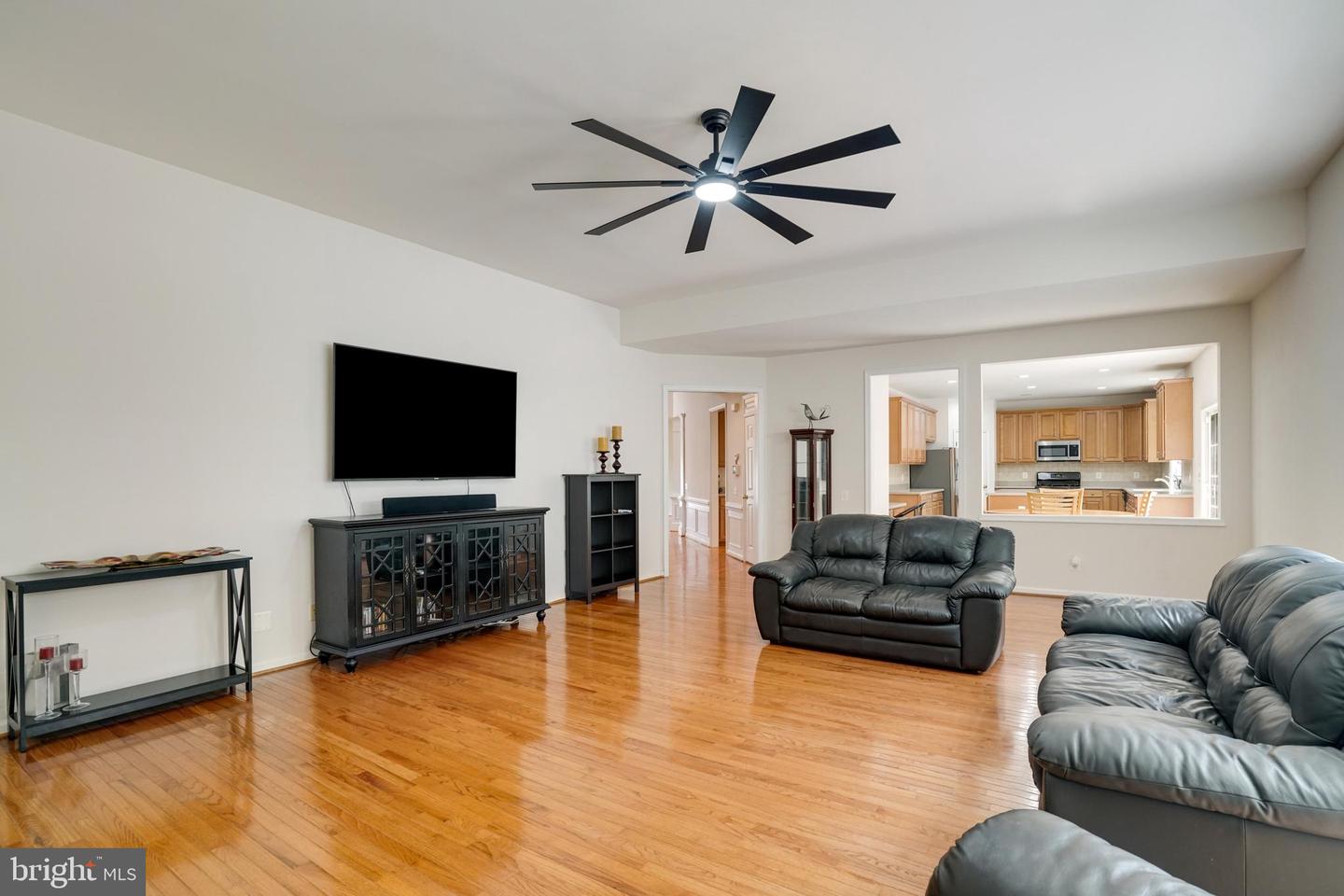 8061 PAPER BIRCH DR, LORTON, Virginia 22079, 4 Bedrooms Bedrooms, ,4 BathroomsBathrooms,Residential,For sale,8061 PAPER BIRCH DR,VAFX2246900 MLS # VAFX2246900